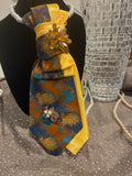 The chic double tie