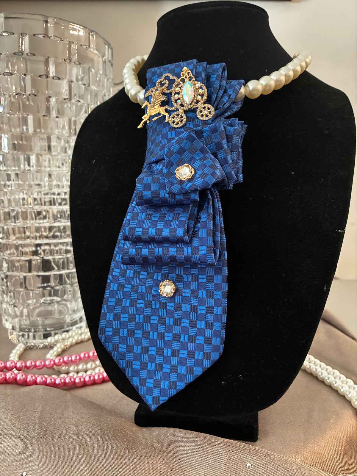 The silk chic ties