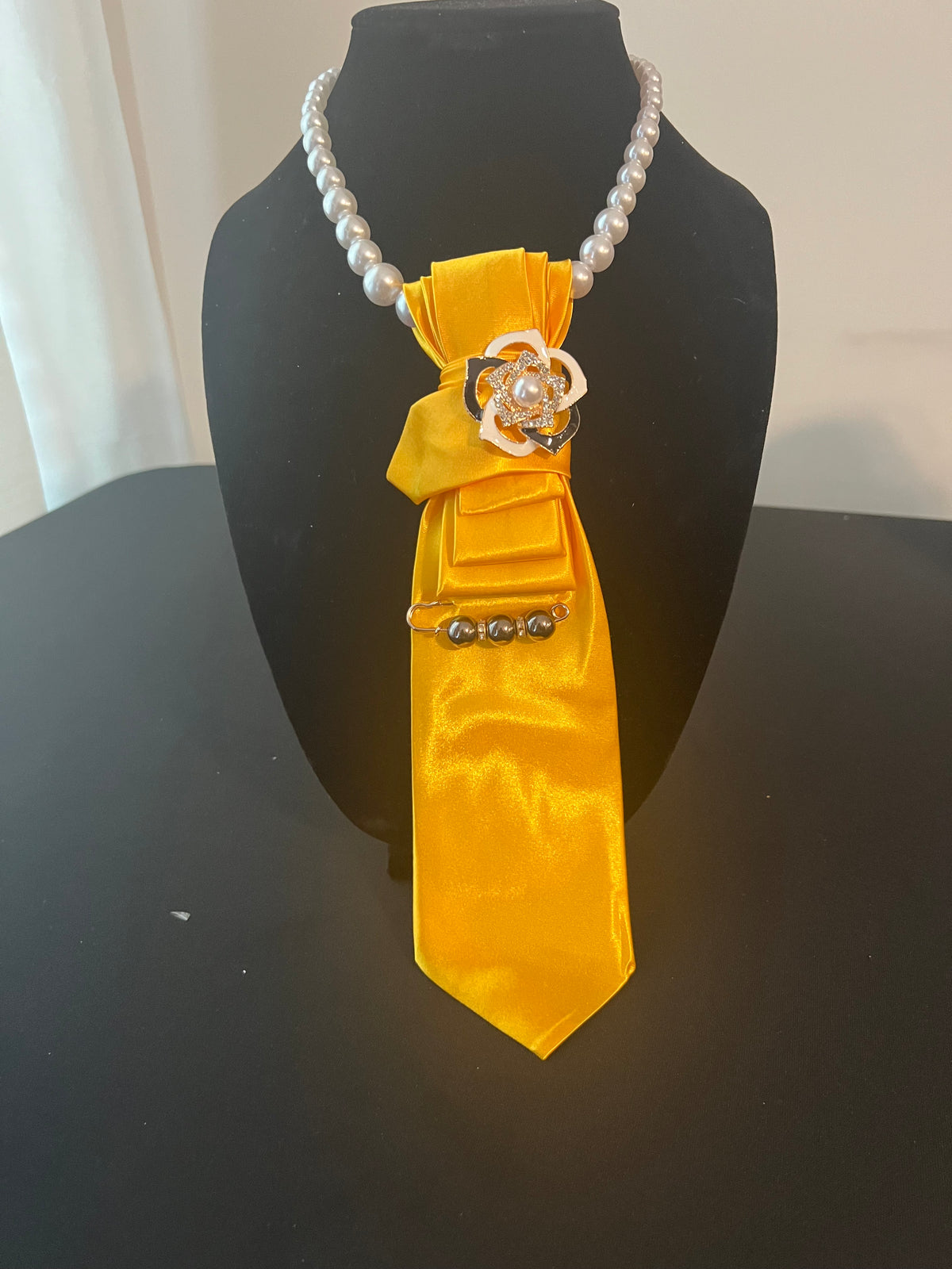The Silk Chic Tie