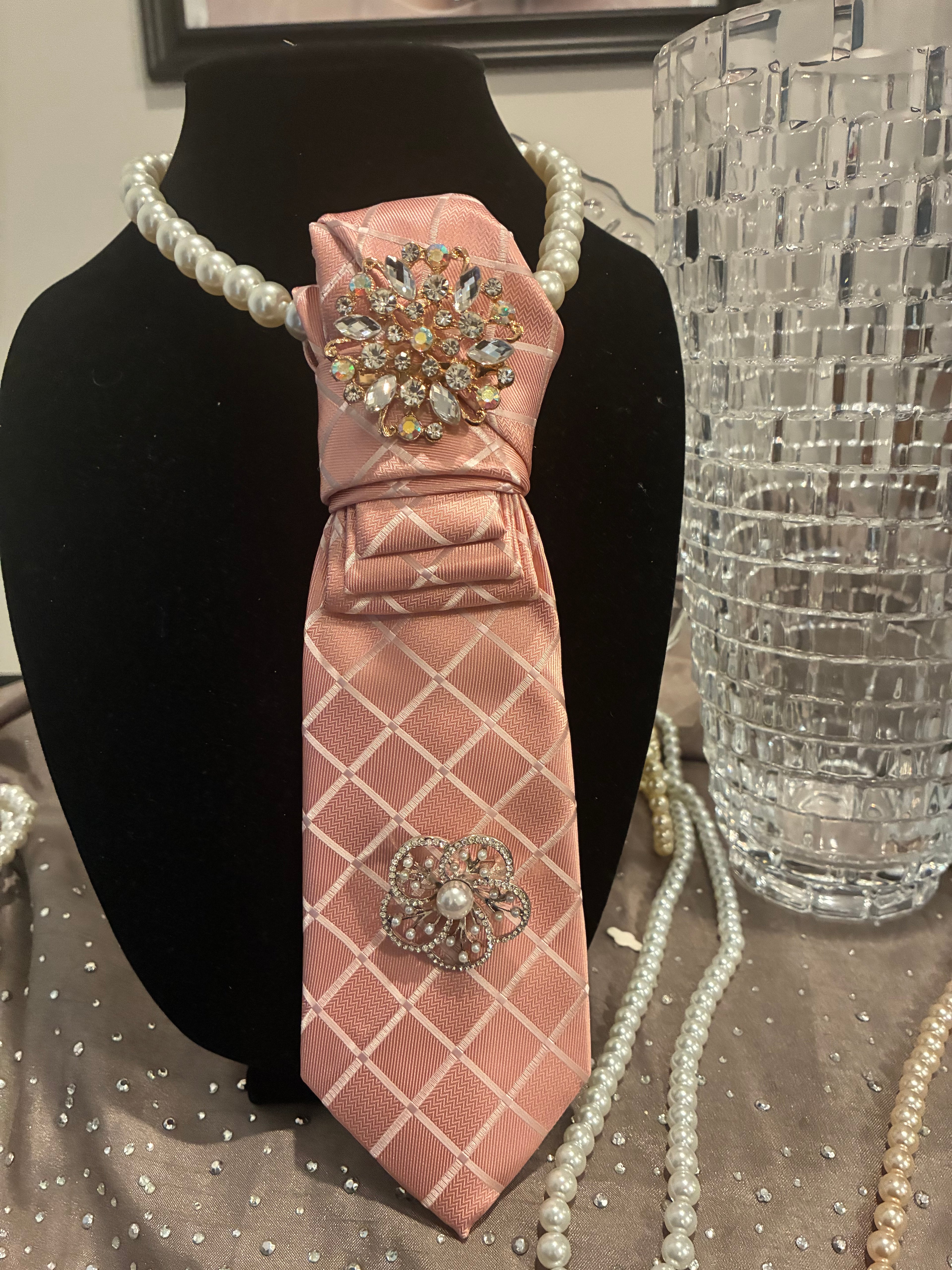 The Silk Chic Tie