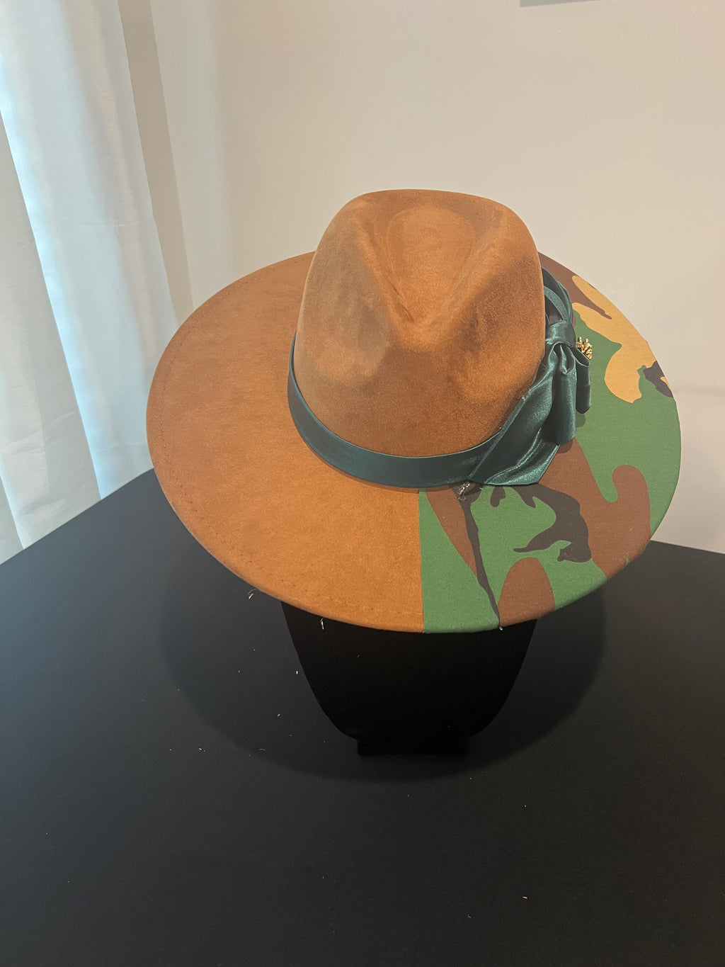 Wide Brim Fedora Crowns