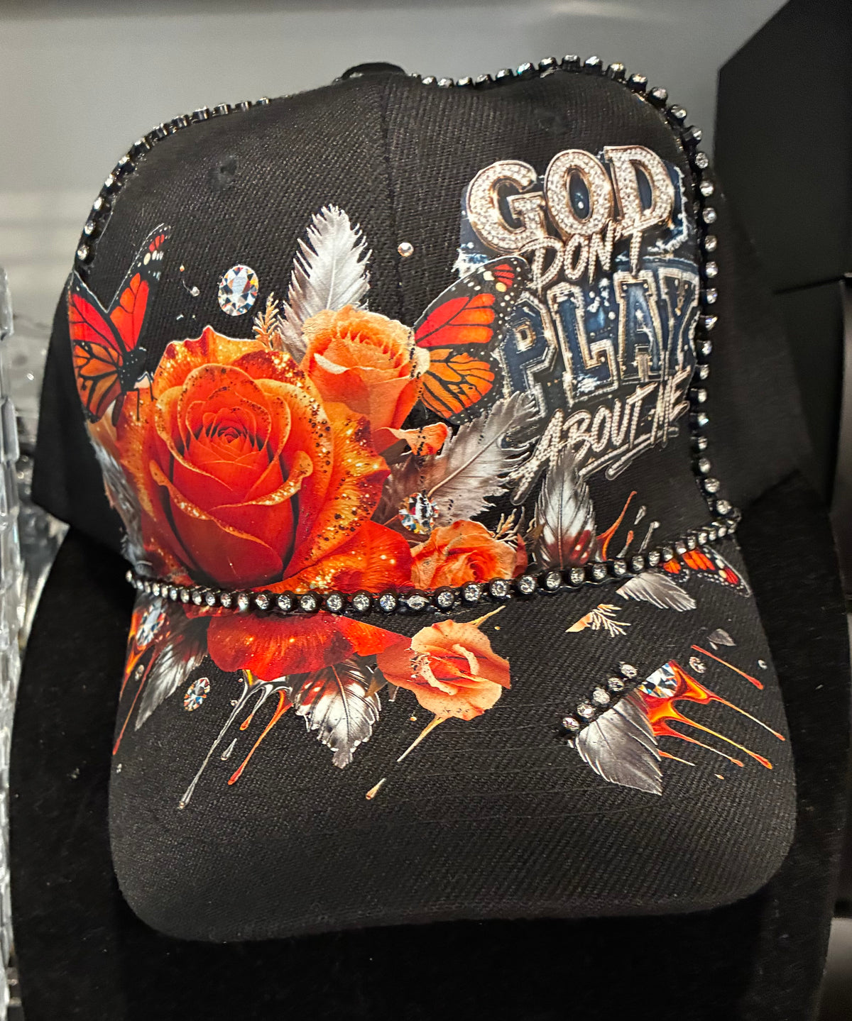 The inspirational theme crowns